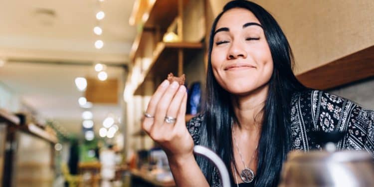 How cannabis helps us lose weight!